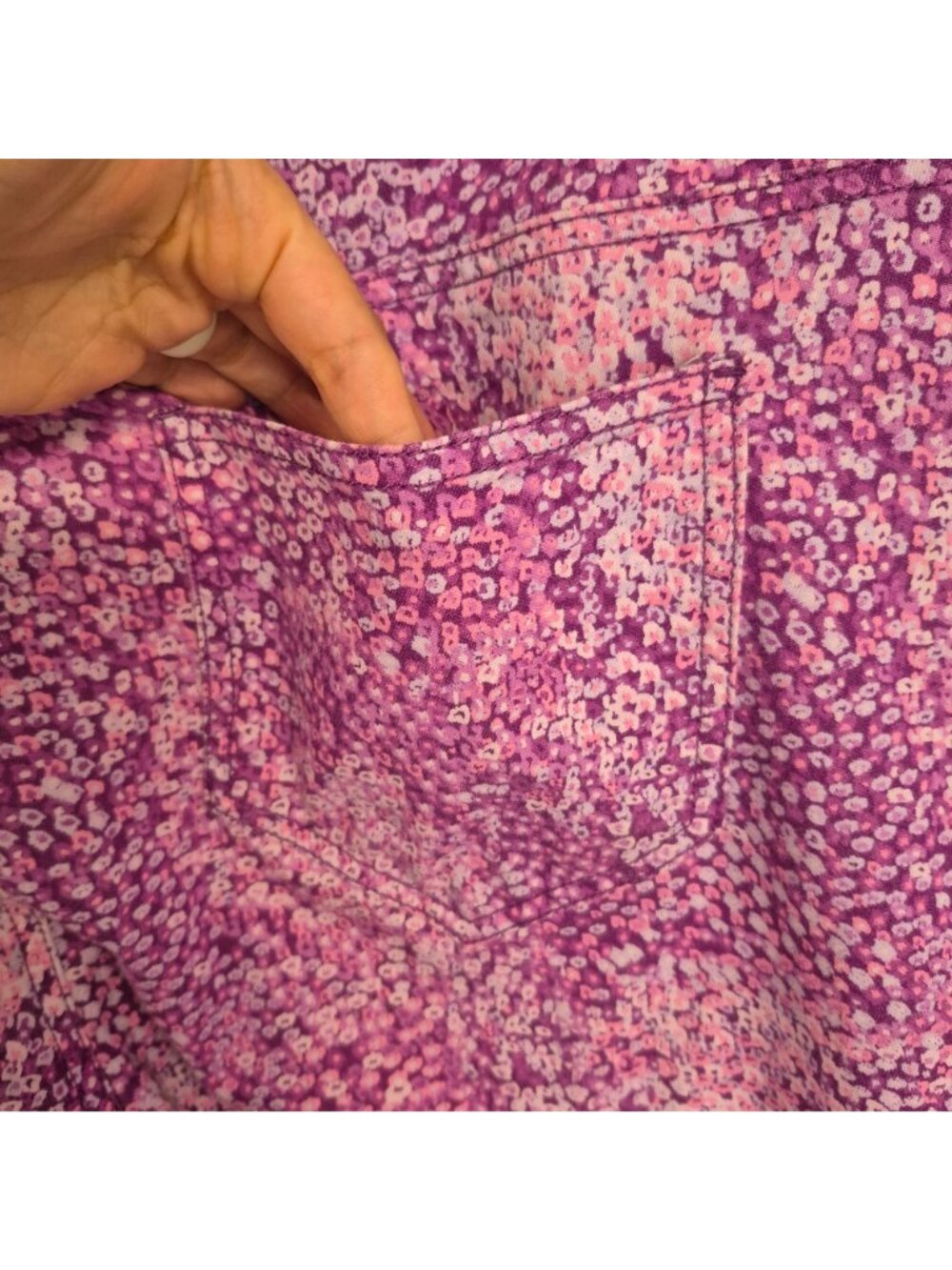 Nine West Women's Pink & Purple Printed Skinny Leg Capris Size 18W - Picture 7 of 7